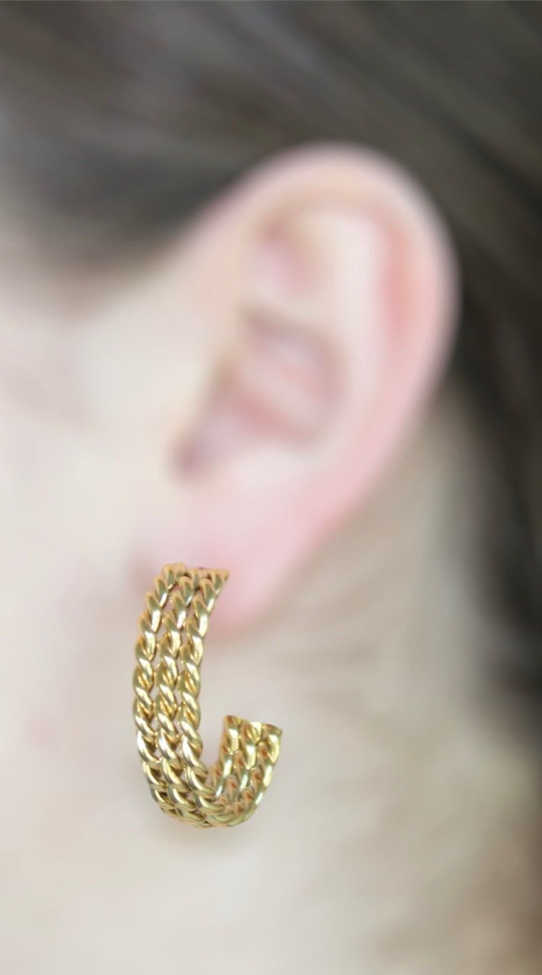 Triple Twisted Half Hoops