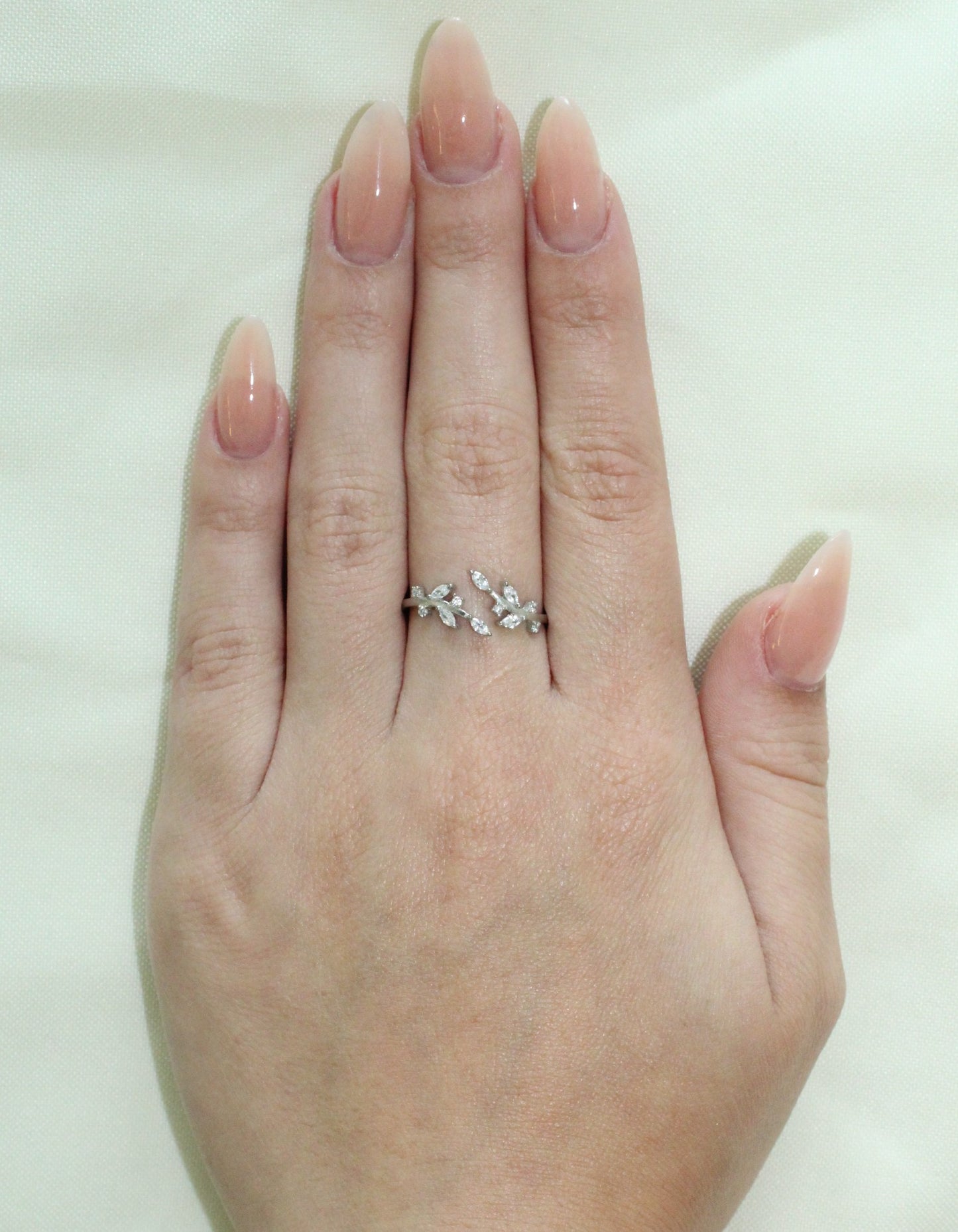 Zirconia Leaf