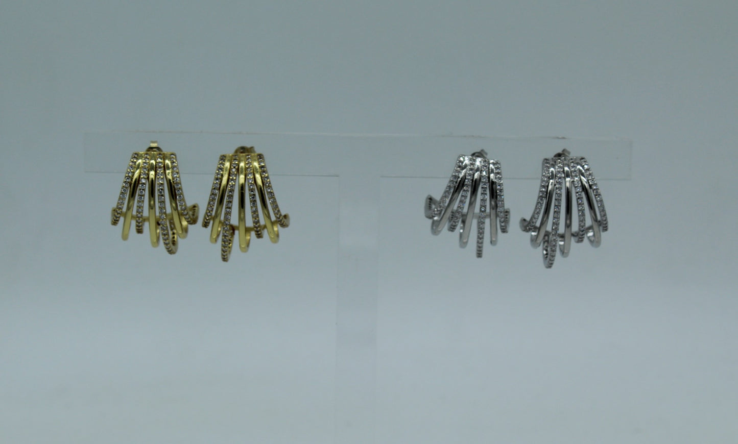 Lory Studs