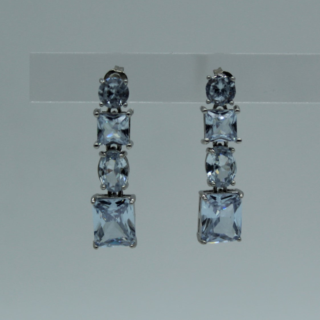 Olivia Studs
