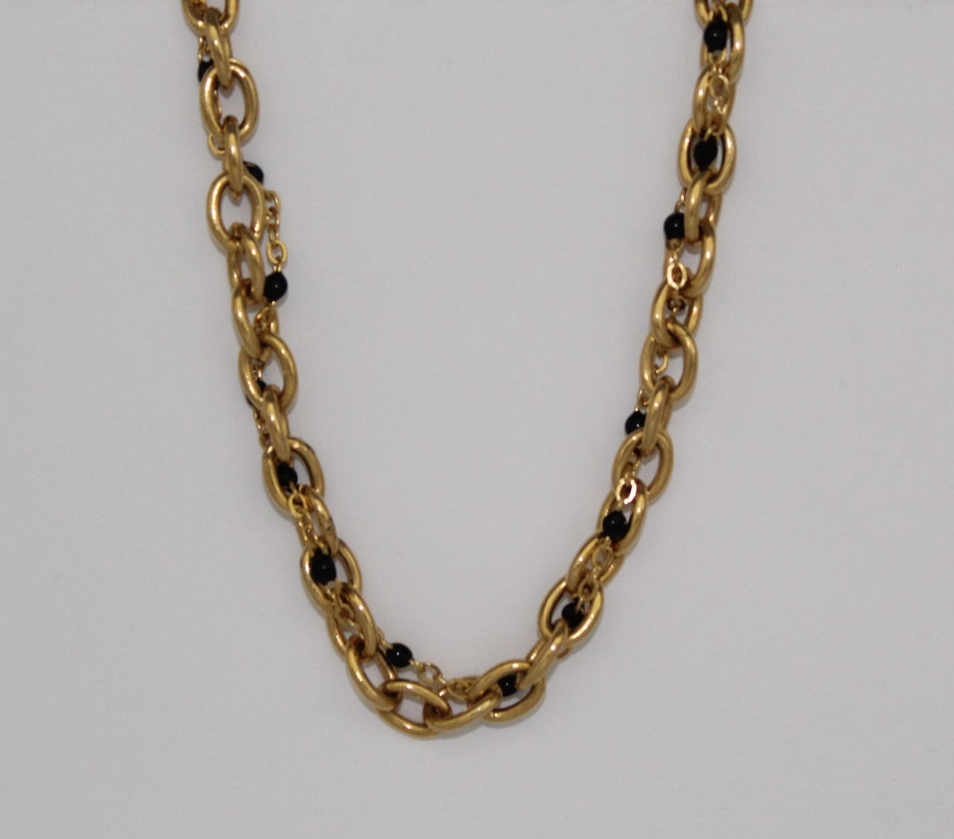 Basic + Black Chain
