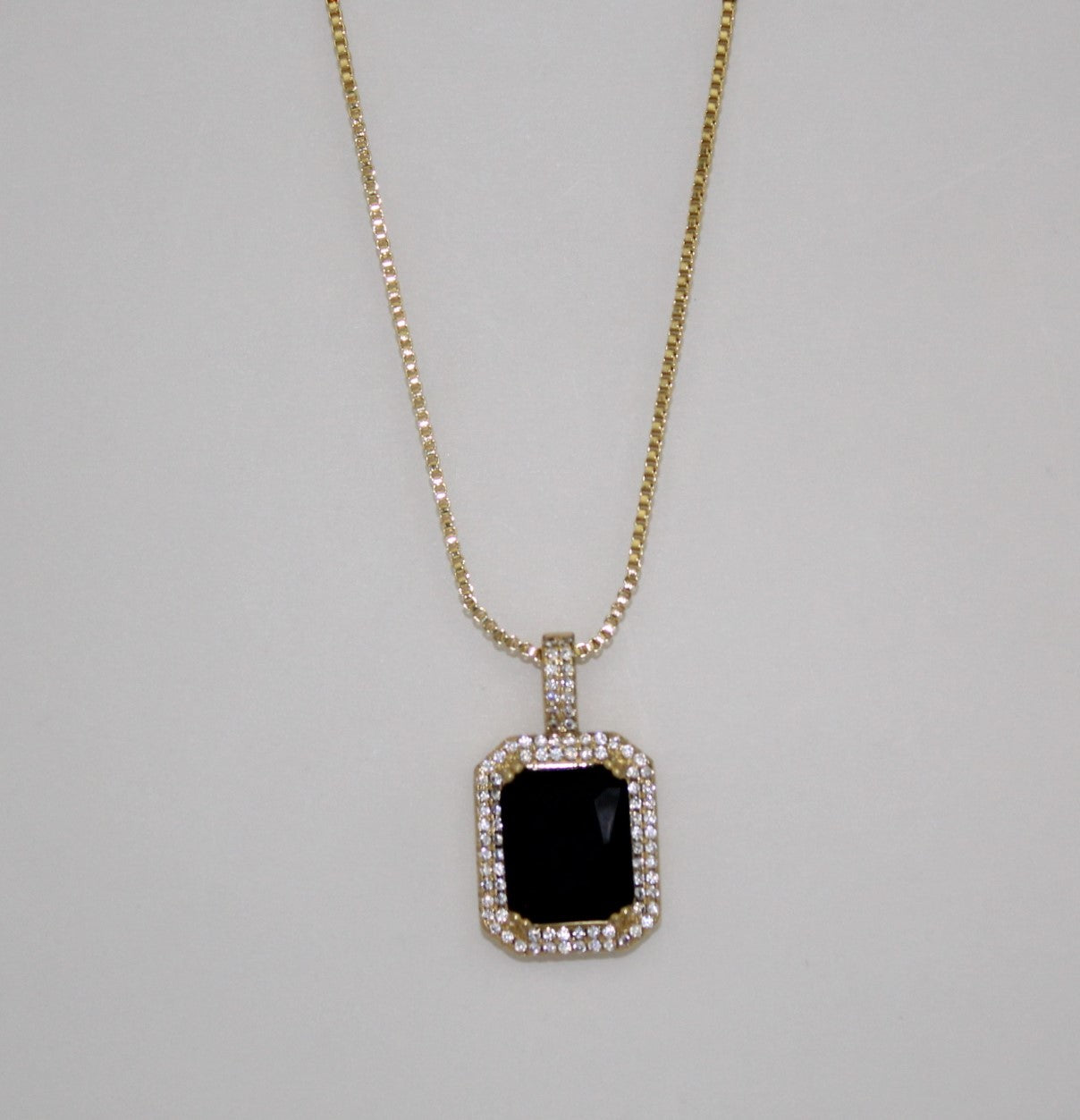Maxi Black Zirconia