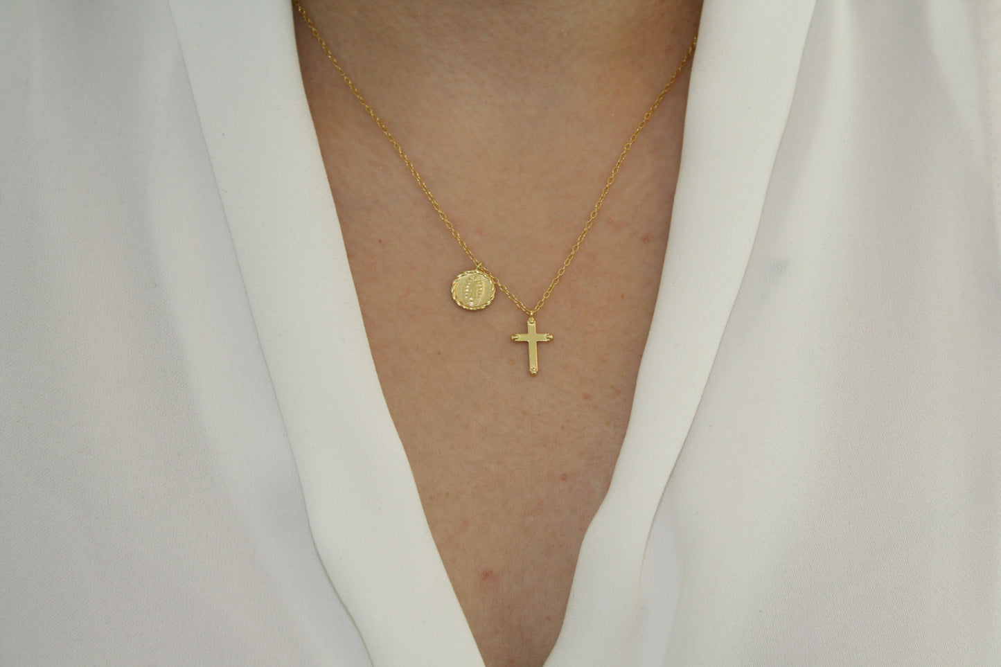 Cruz + Virgen