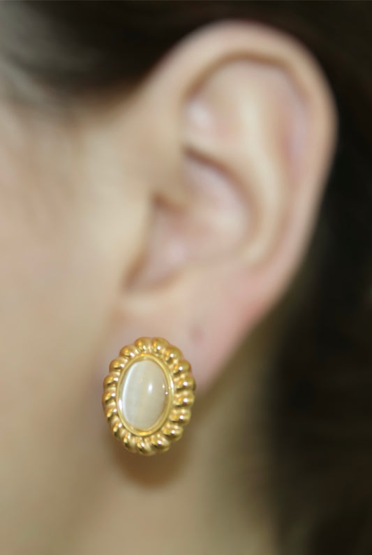 Sally Vintage Studs