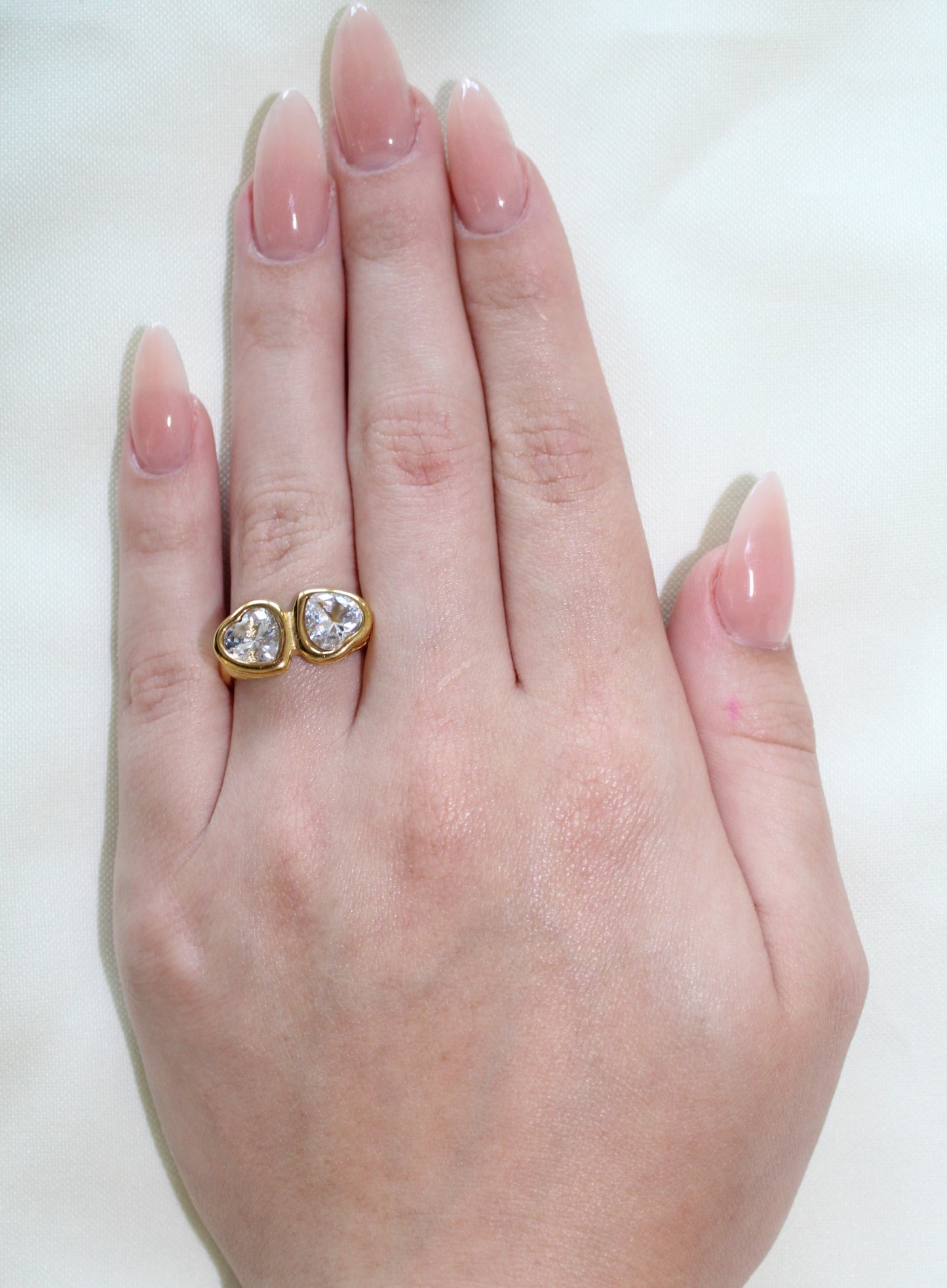 Double Zirconia Heart