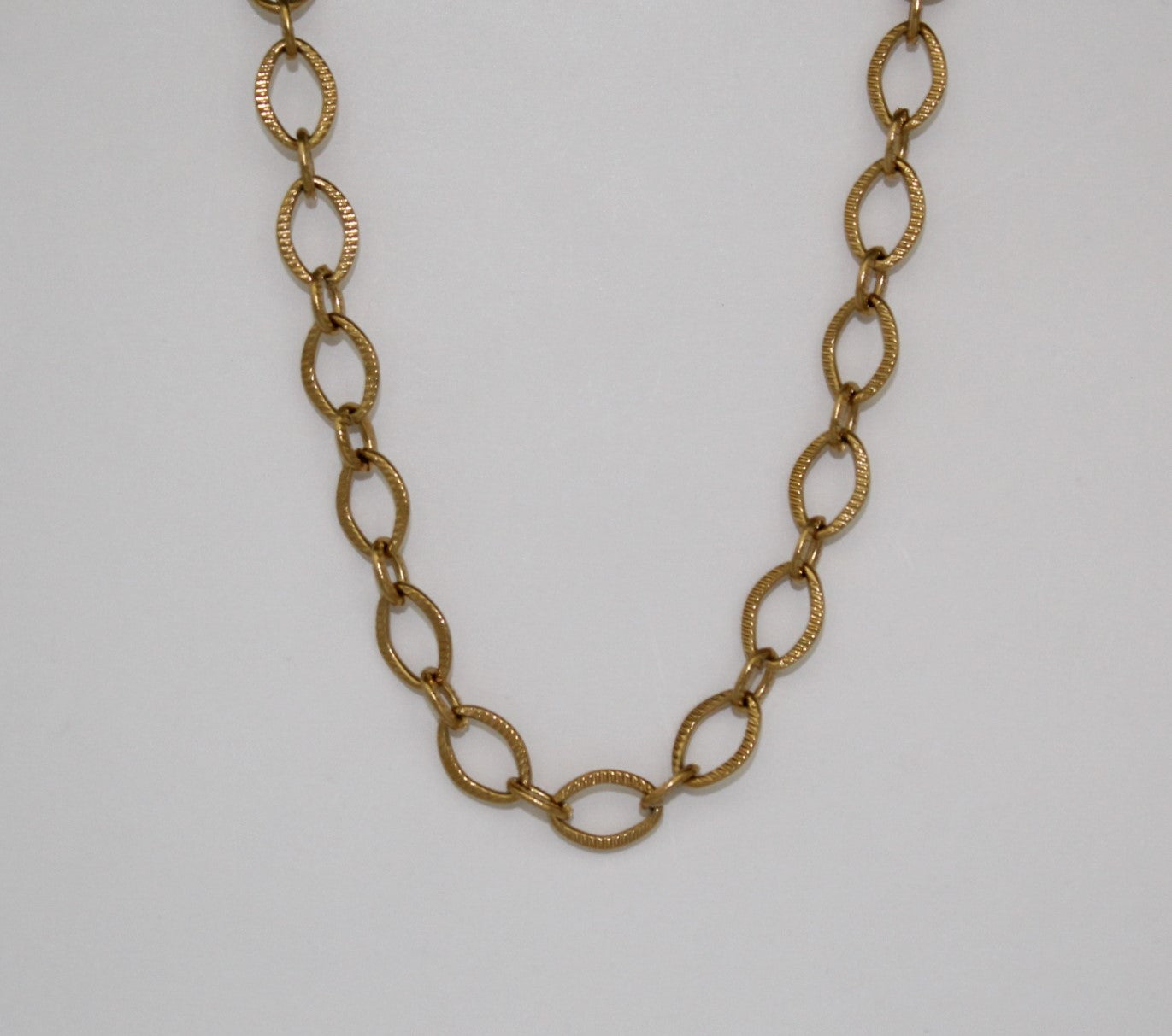 Lia Chain